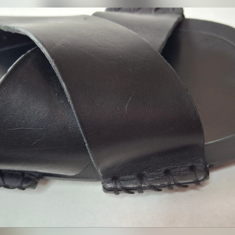 Vince Leather Sandal - Picture 15 of 16